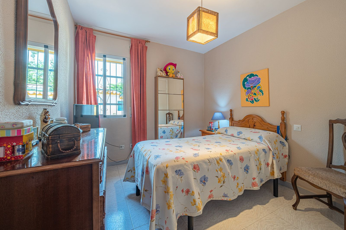 5 Bedroom Villa in Marbella - Foto 16