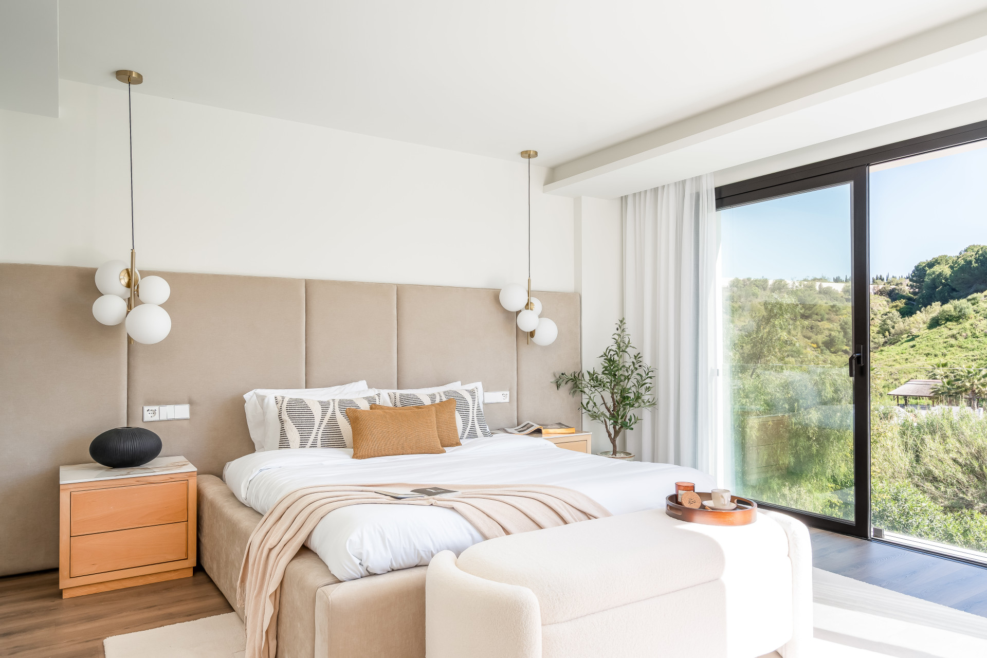 5 Bedroom Villa in Marbella - Photo 17
