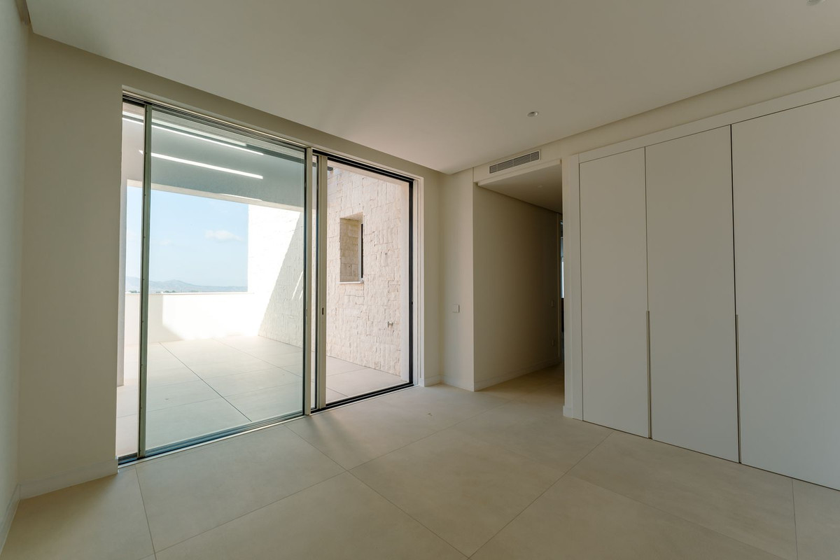3 Bedroom Apartment in Ojén - Photo 8