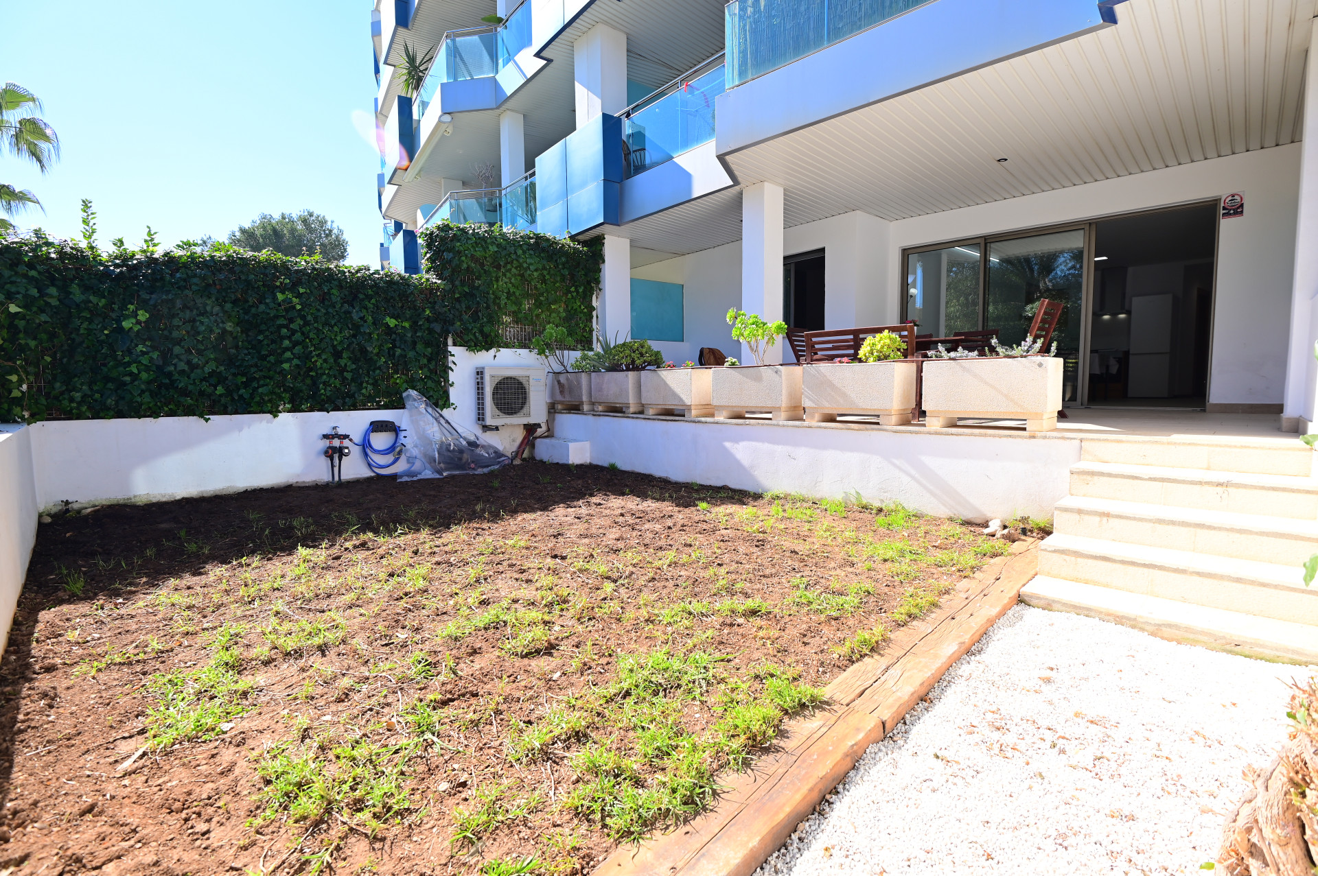 Piso de 2 dormitorios con piscina en Baleares – Foto 14