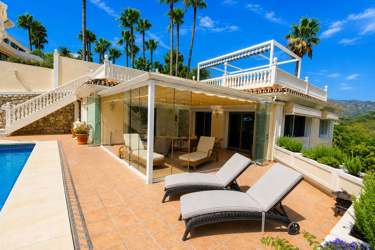 4 Bedroom Villa in Marbella - Photo 4