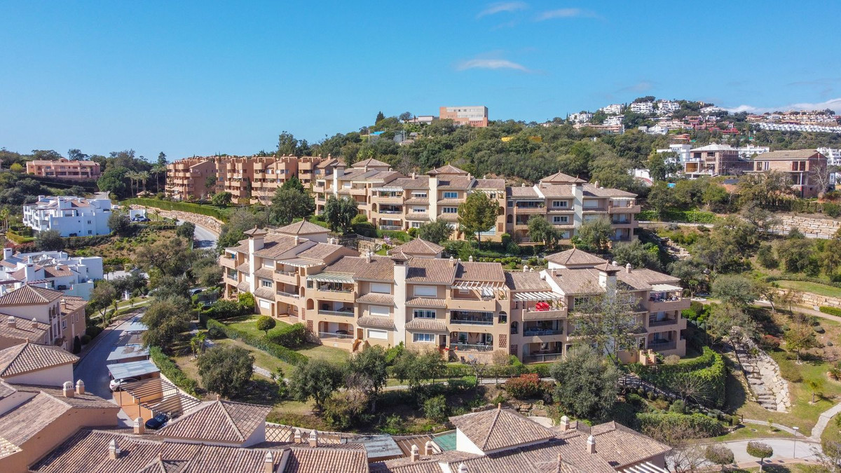 2 Bedroom Apartment in Marbella