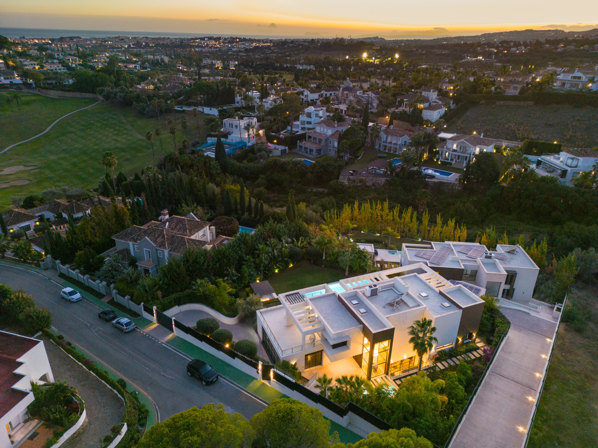 6 Bedroom Villa in Marbella - Photo 24