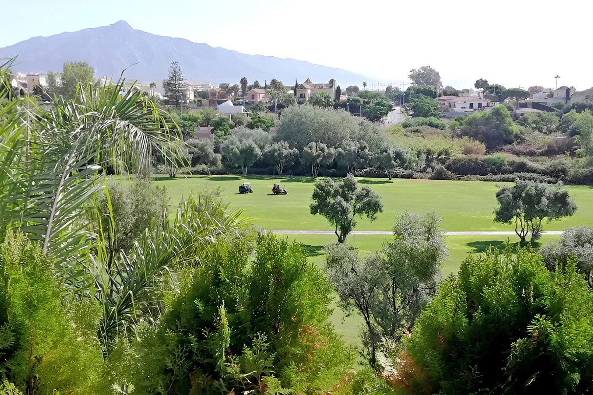 3 Bedroom Apartment in San Pedro de Alcántara - Photo 14