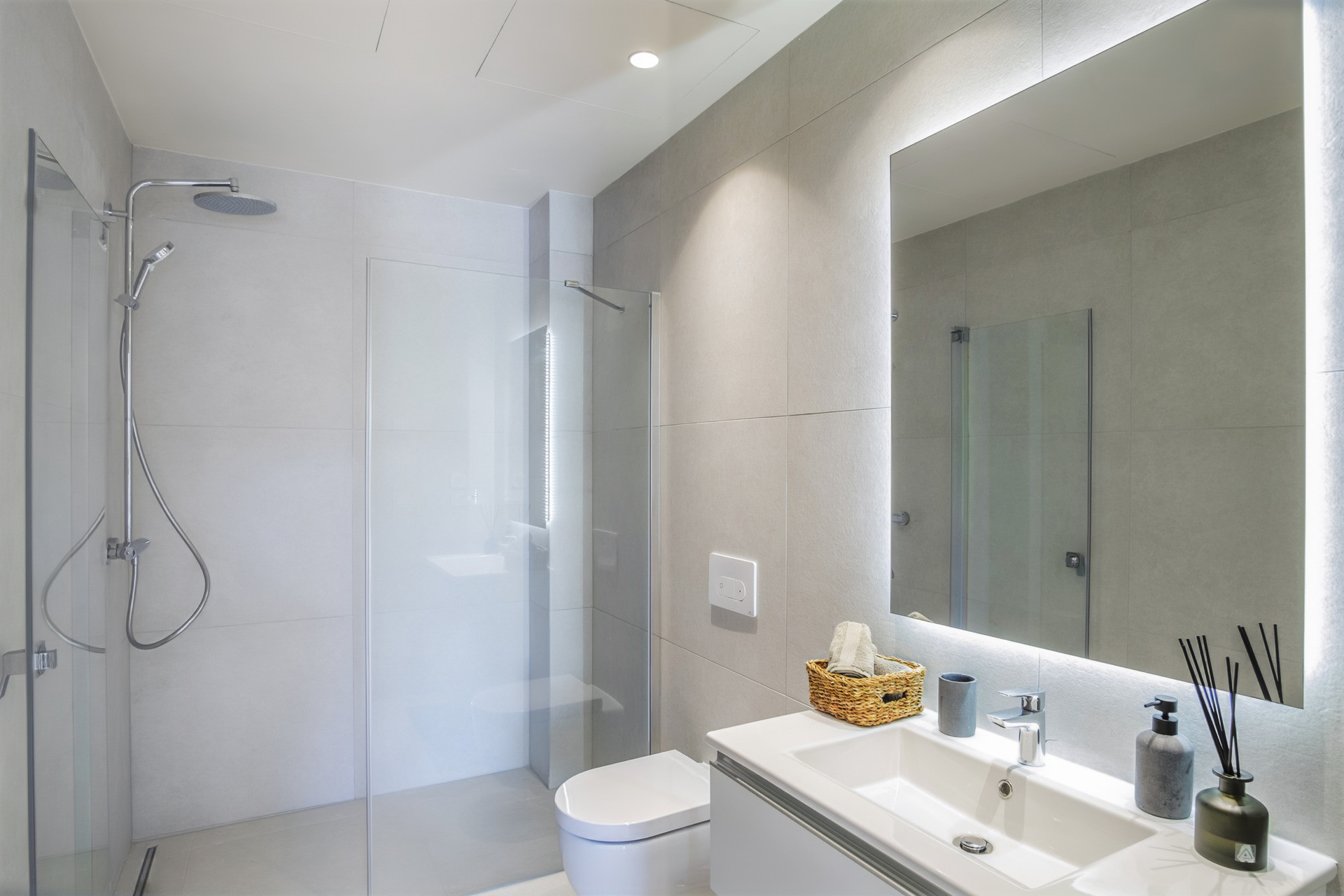 4 Bedroom Villa in Estepona - Photo 5