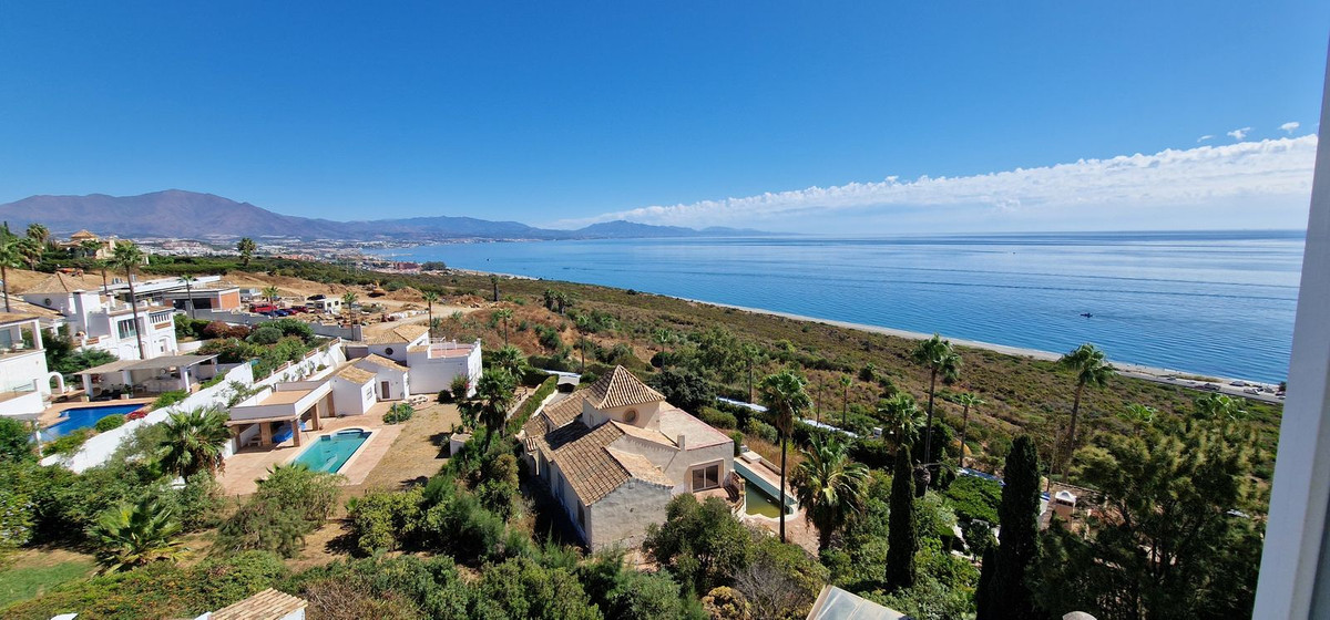 5 Bedroom Villa in Manilva - Photo 13
