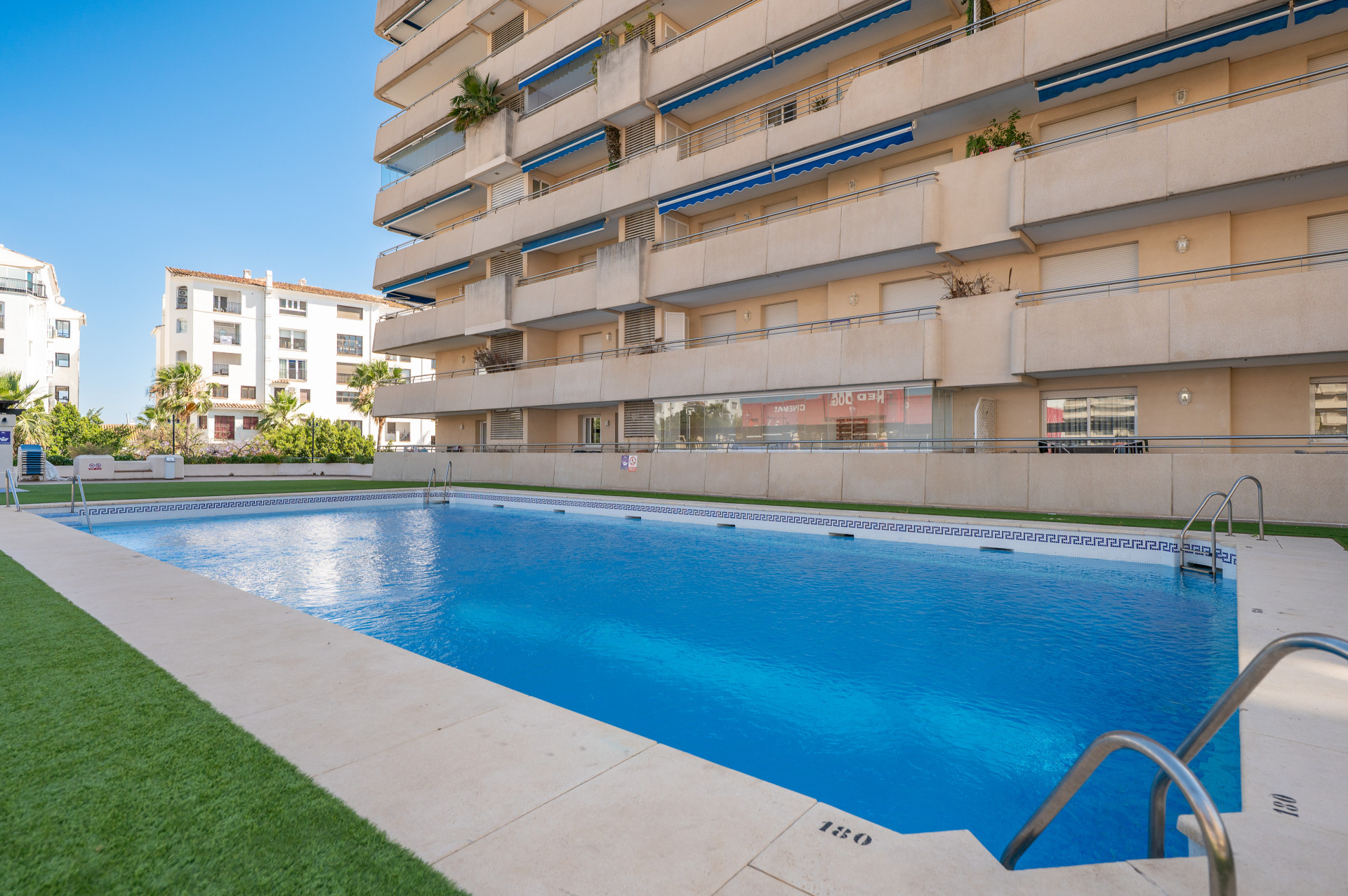 2 Bedroom Apartment in Marbella - Photo 30