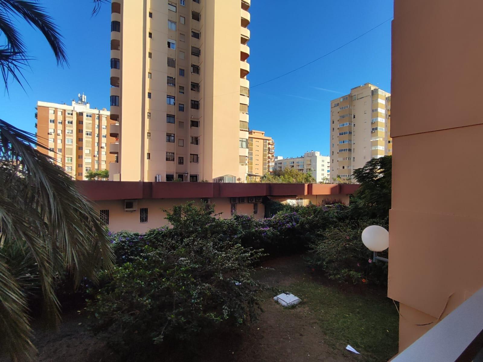 3 Bedroom Apartment in Fuengirola - Photo 31