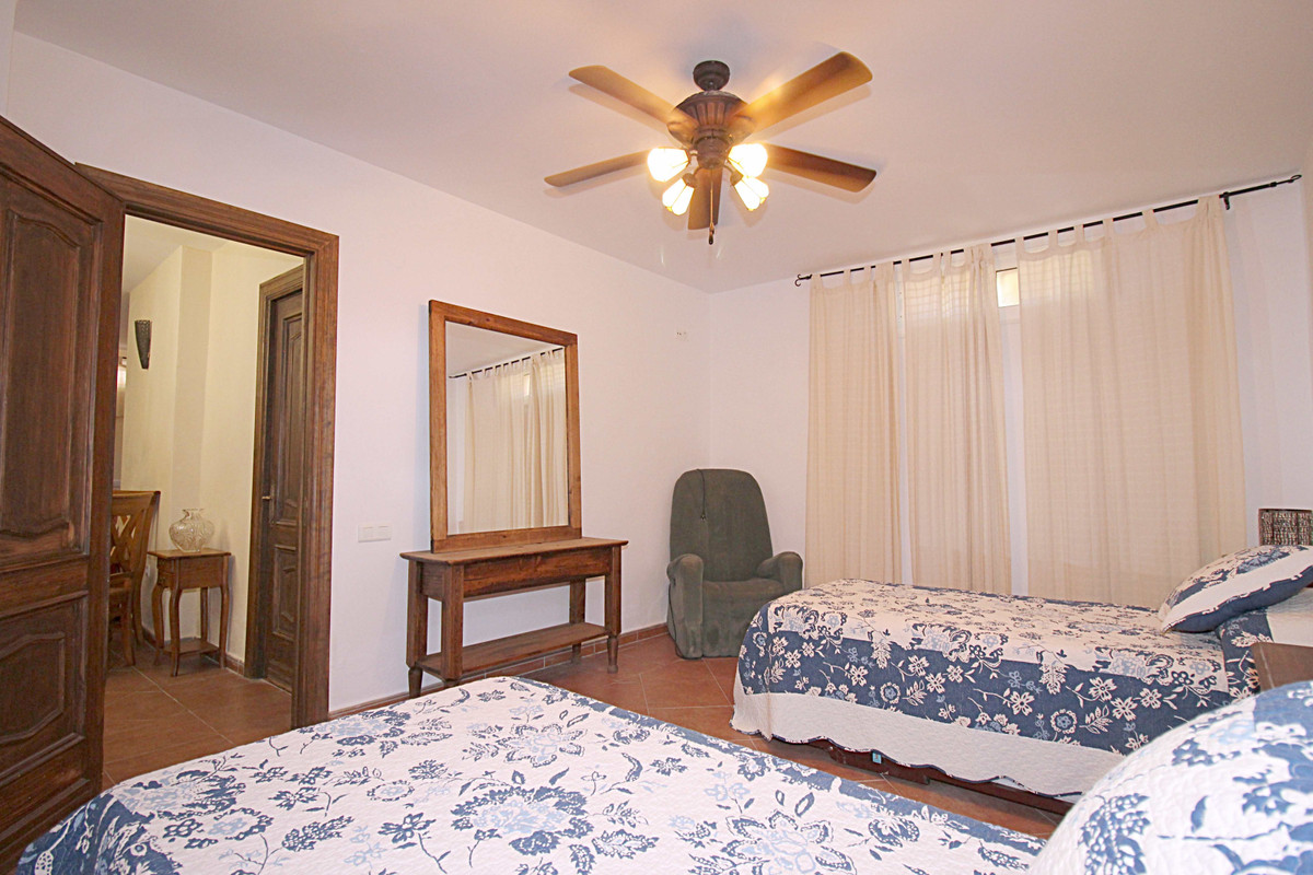 6 Bedroom Country house in Monda - Foto 27