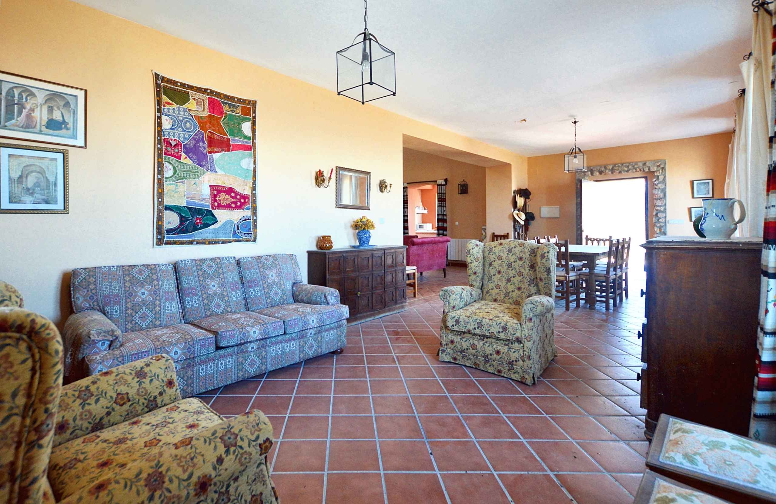 Chalet de 4 dormitorios en Granada – Foto 10
