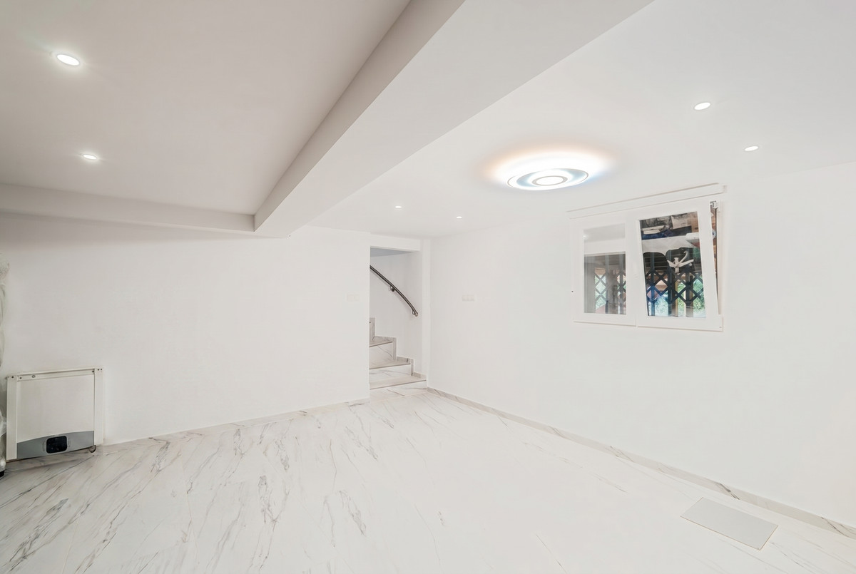 4 Bedroom Townhouse in Marbella - Foto 20