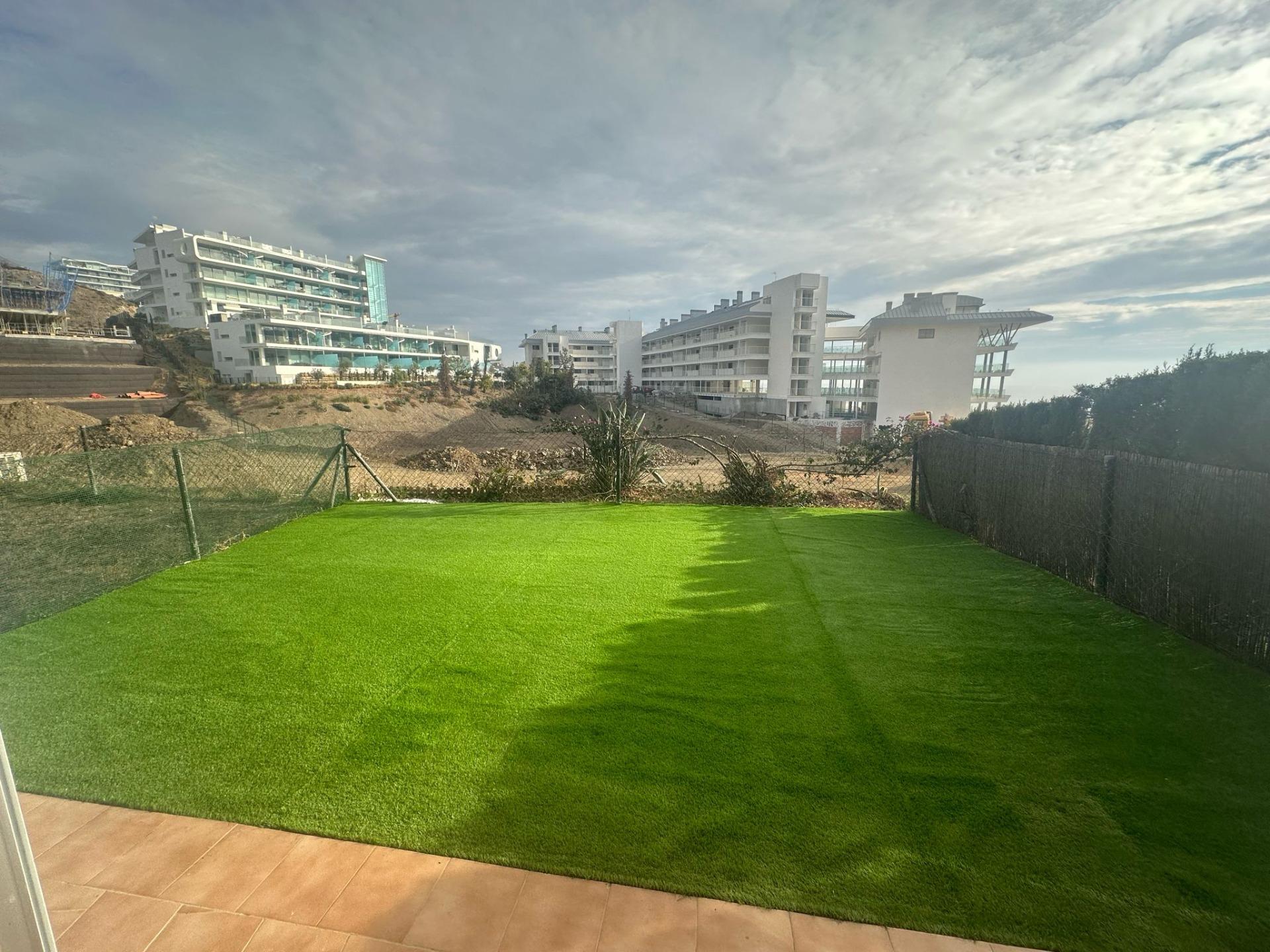 2 Bedroom Apartment in Fuengirola - Photo 8