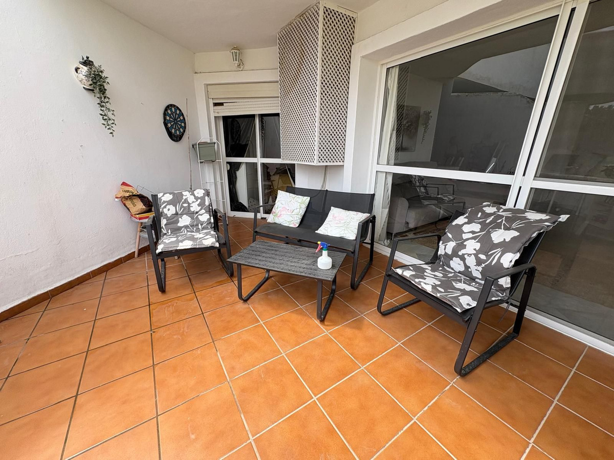 2 Bedroom Apartment in Mijas - Photo 9