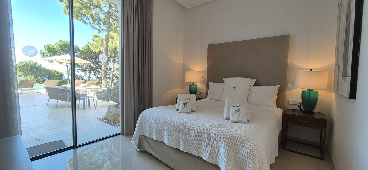 5 Bedroom Villa in Benahavís - Фото 24