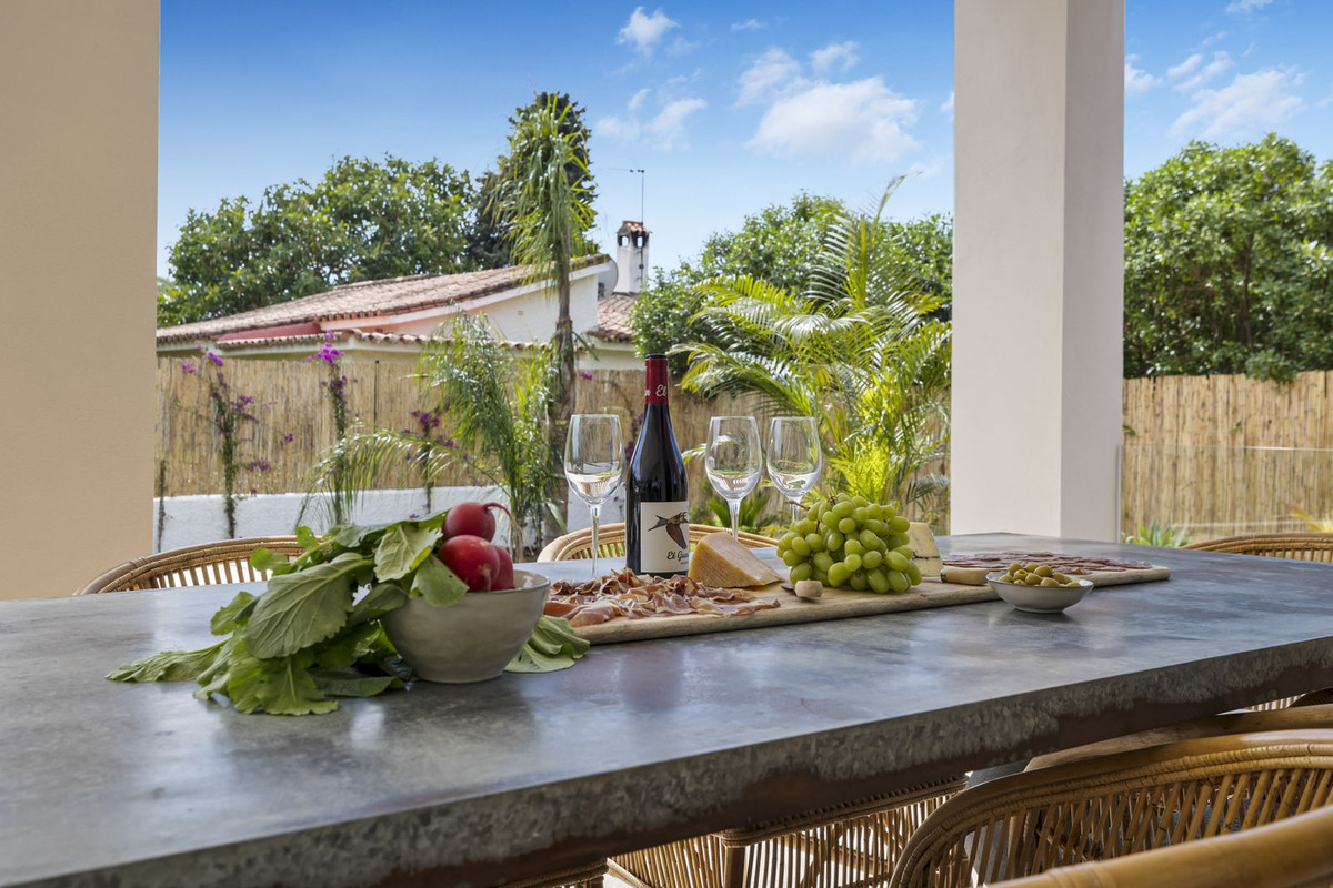 5 Bedroom Villa in San Pedro de Alcántara - Photo 29