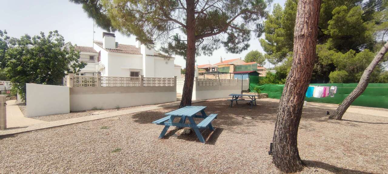 Local con piscina en Valencia – Foto 25