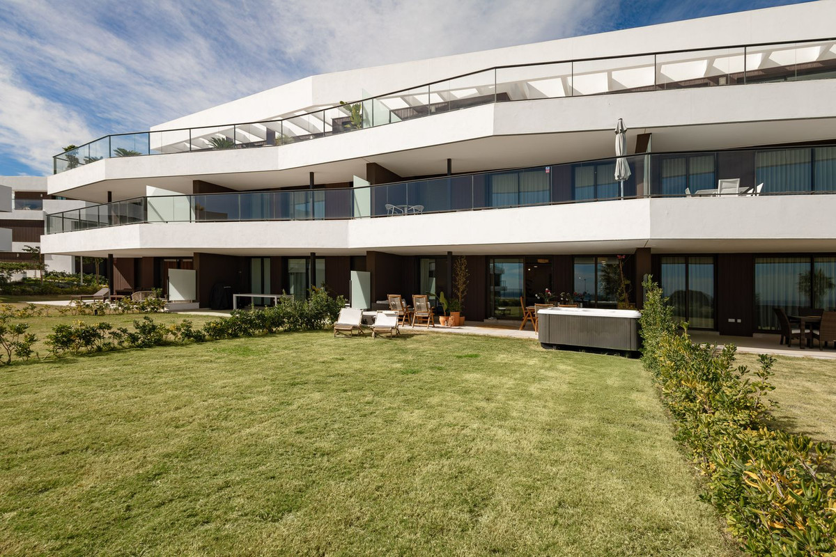 2 Bedroom Apartment in Casares - Photo 19