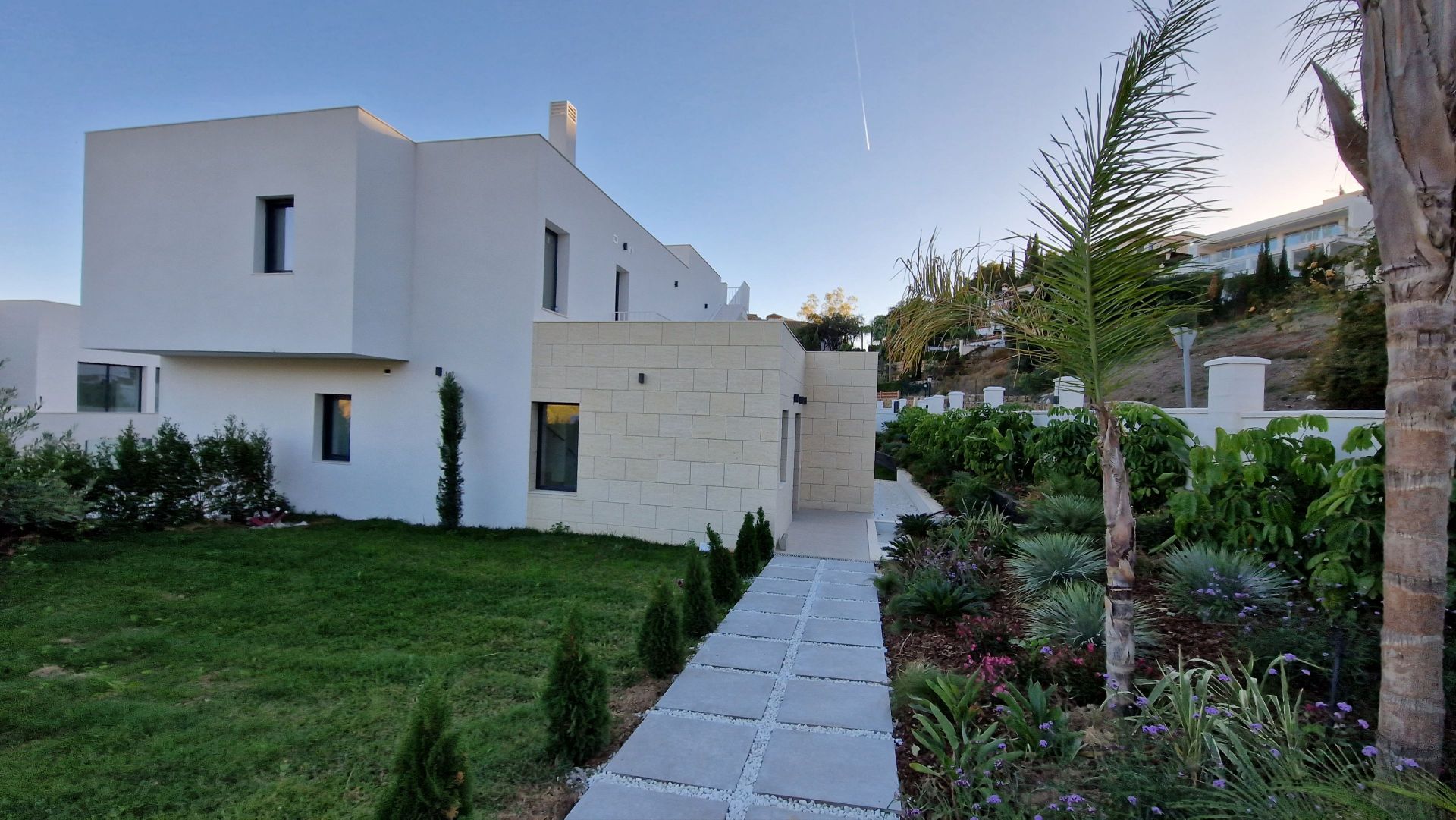 4 Bedroom Villa in Marbella - Photo 18