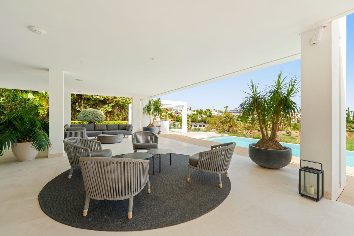 5 Bedroom Villa in Marbella - Foto 9