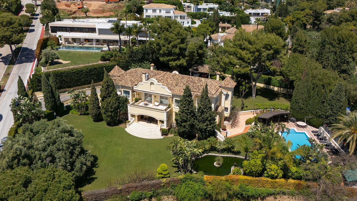 6 Bedroom Villa in Marbella - Foto 2