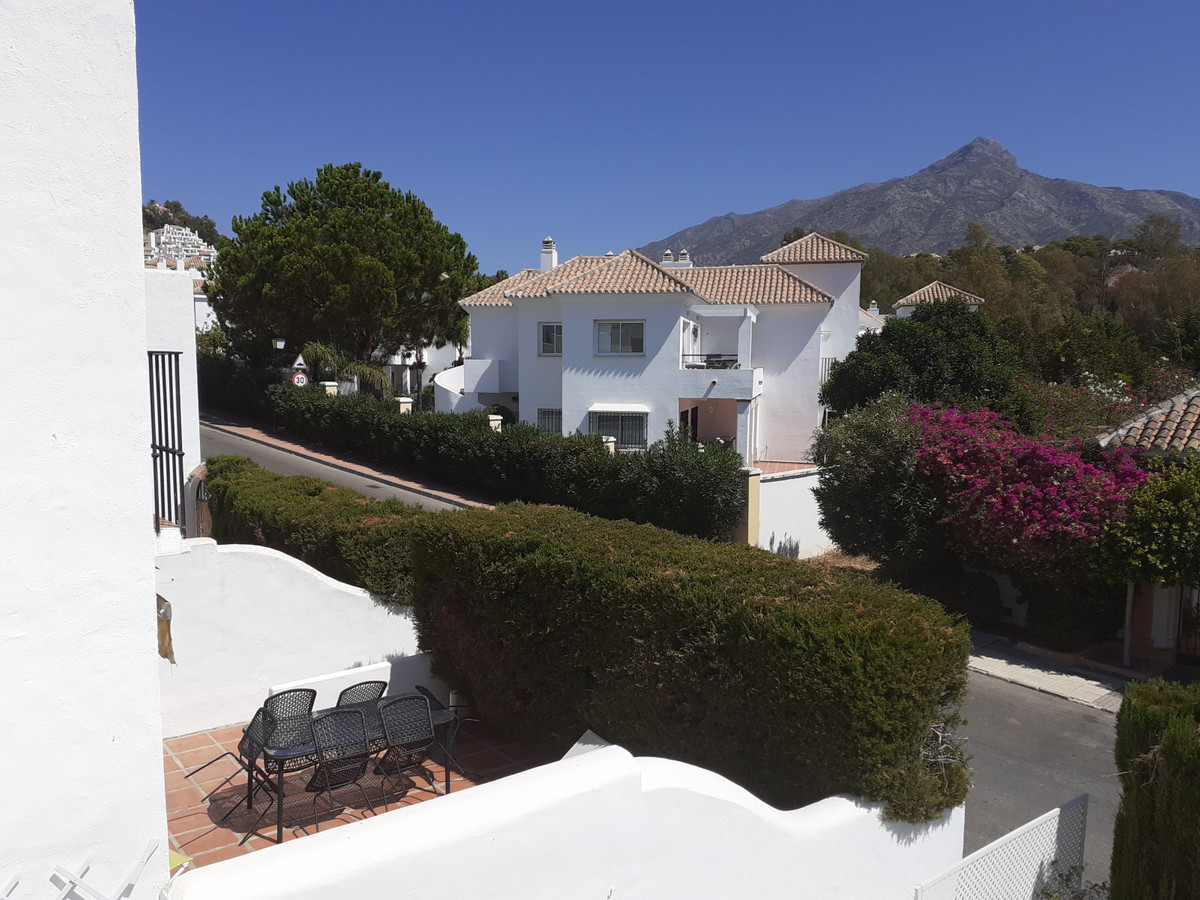 2 Bedroom Townhouse in Marbella - Photo 19