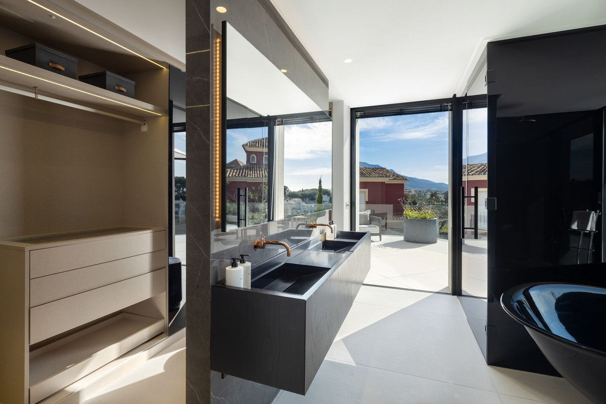 5 Bedroom Villa in Benahavís - Foto 20