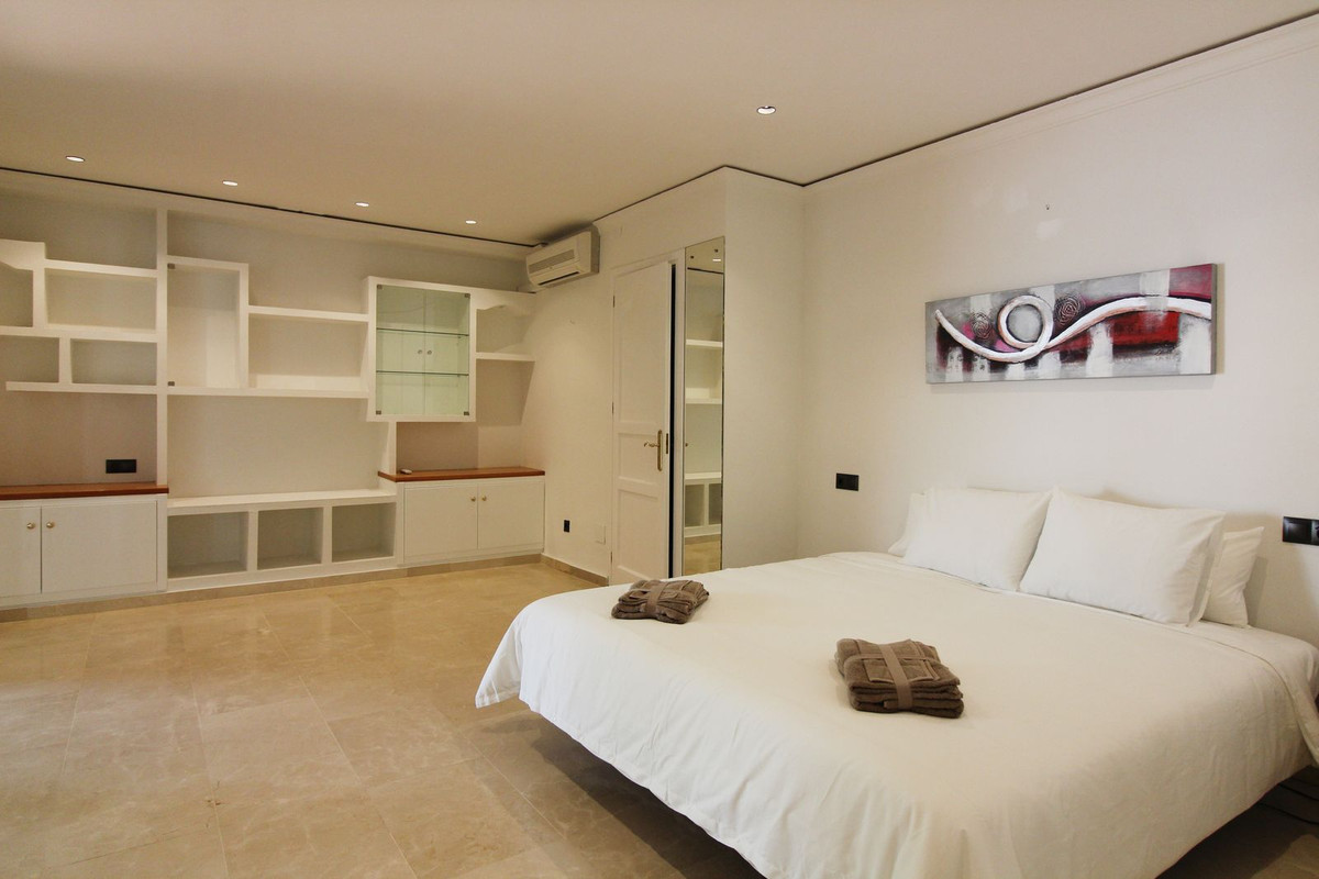 3 Bedroom Villa in Benalmádena - Foto 34