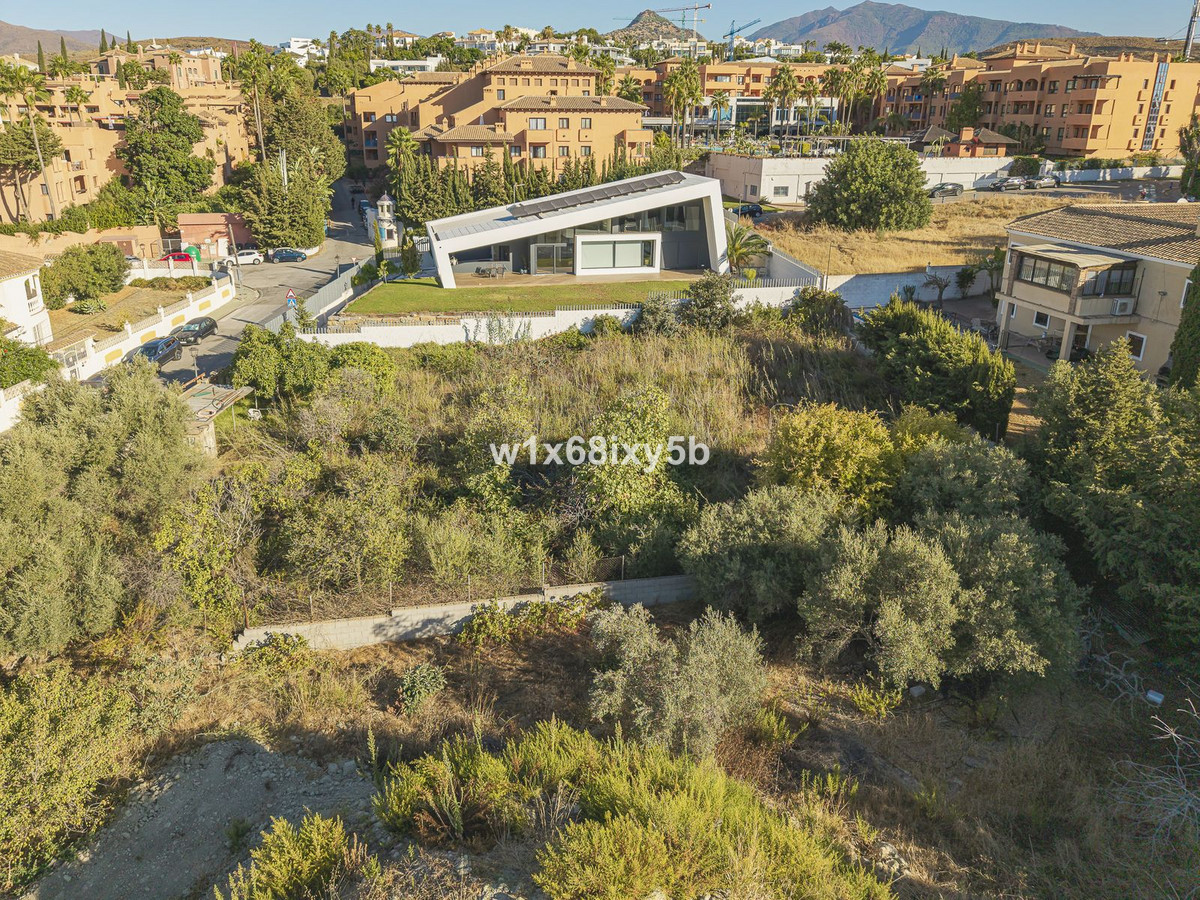 1,213 m² Plot in Estepona - Photo 22
