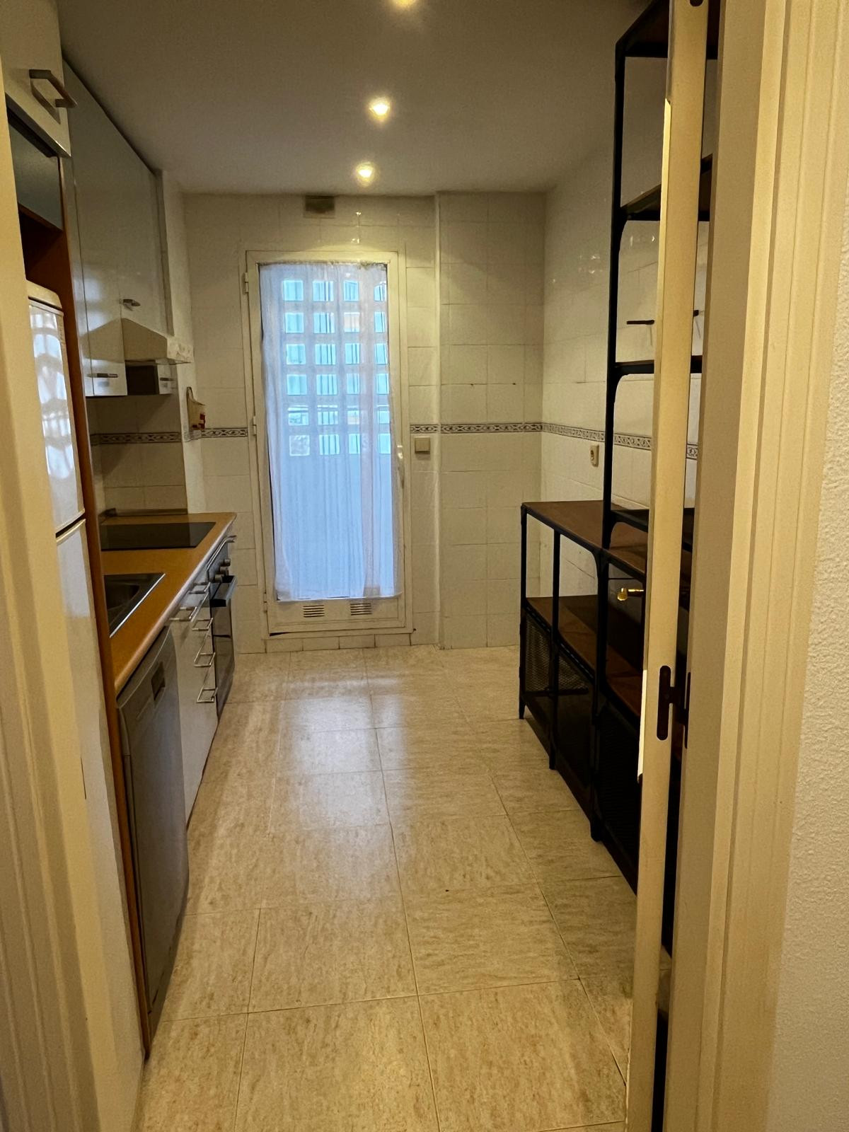 3 Bedroom Apartment in Marbella - Photo 5