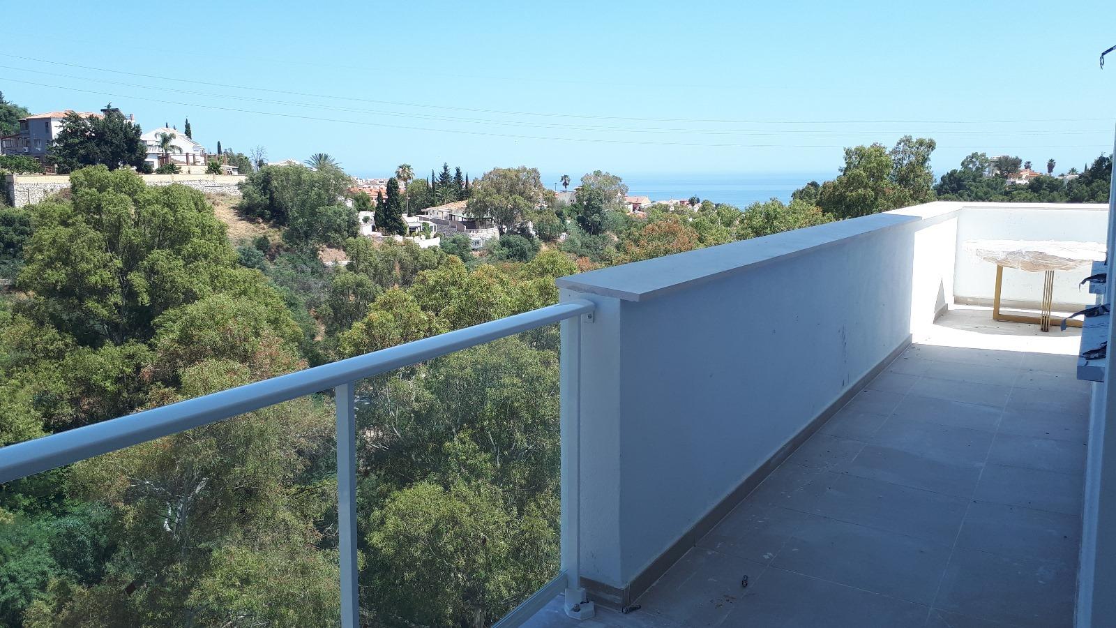 3 Bedroom Apartment in Fuengirola - Photo 8