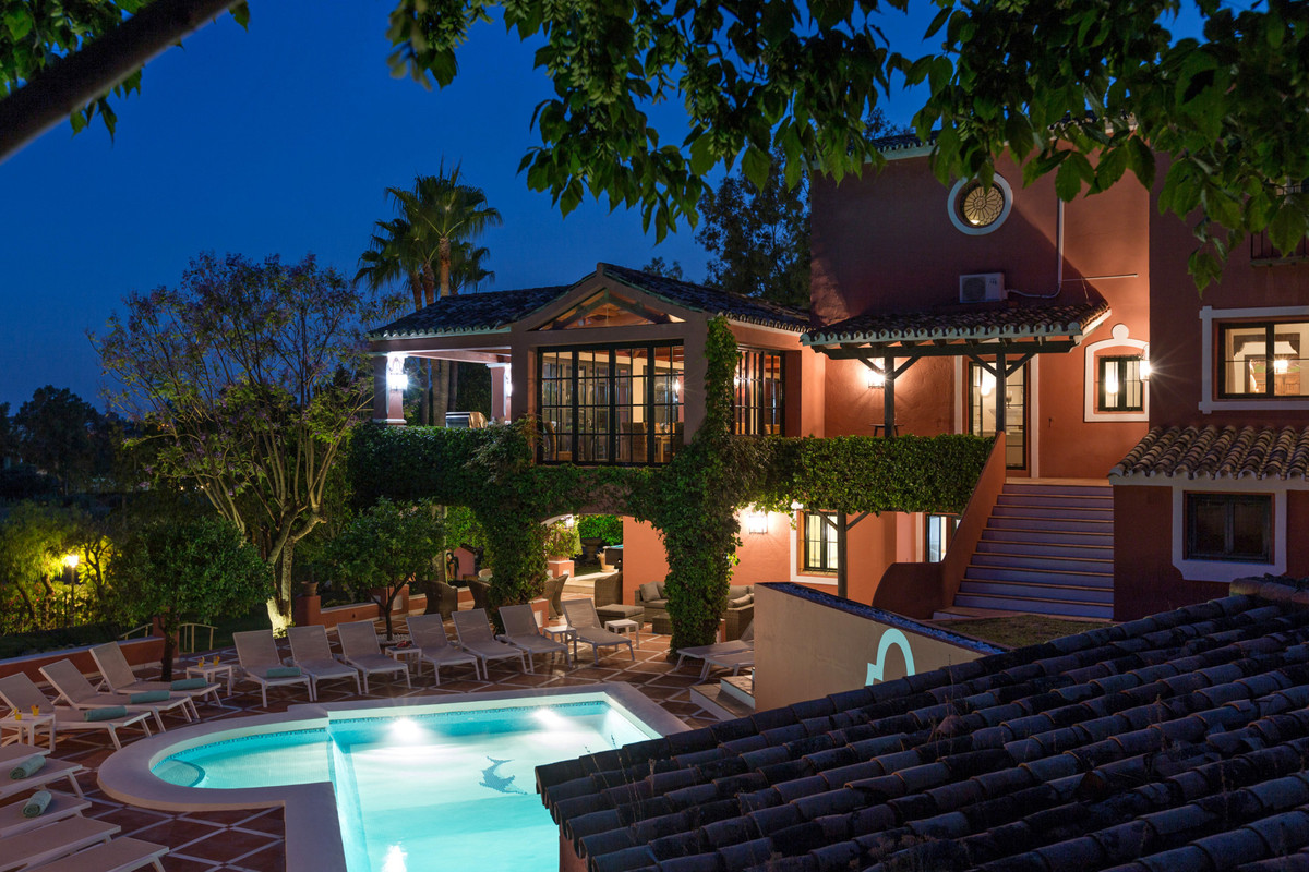 12 Bedroom Villa in Benahavís - Foto 47