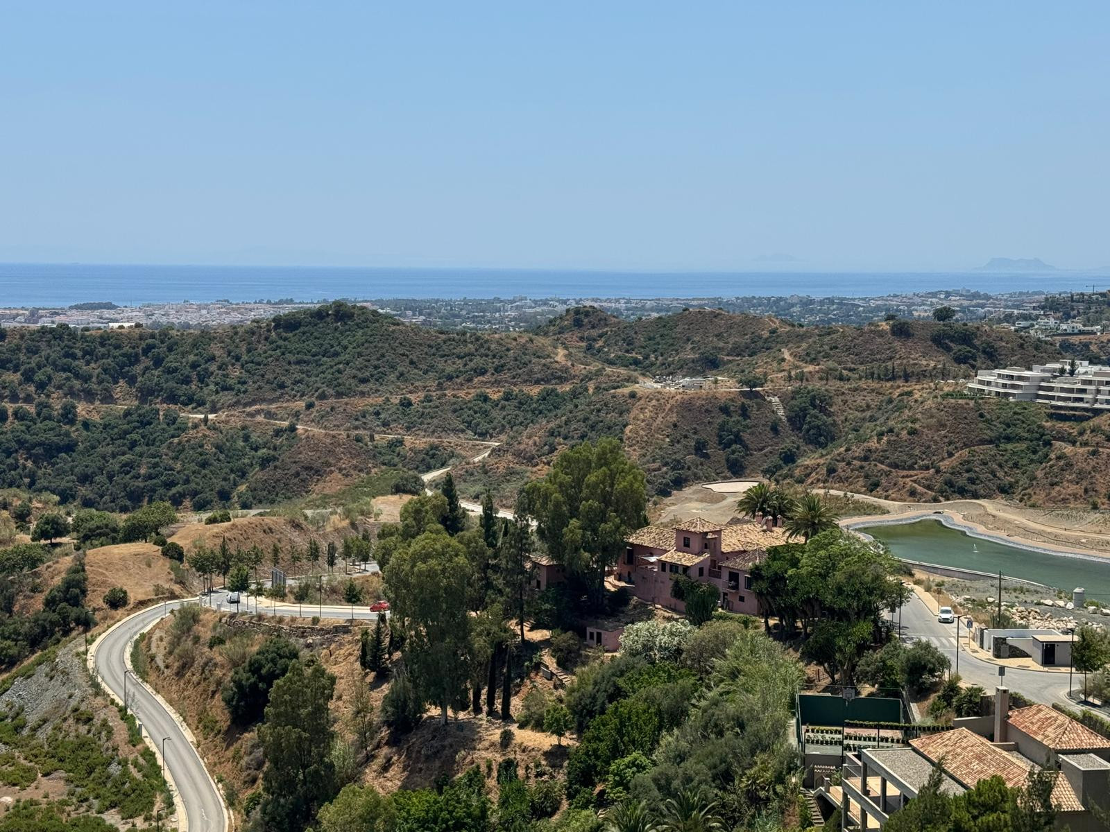1,587 m² Plot in Benahavís - Photo 15