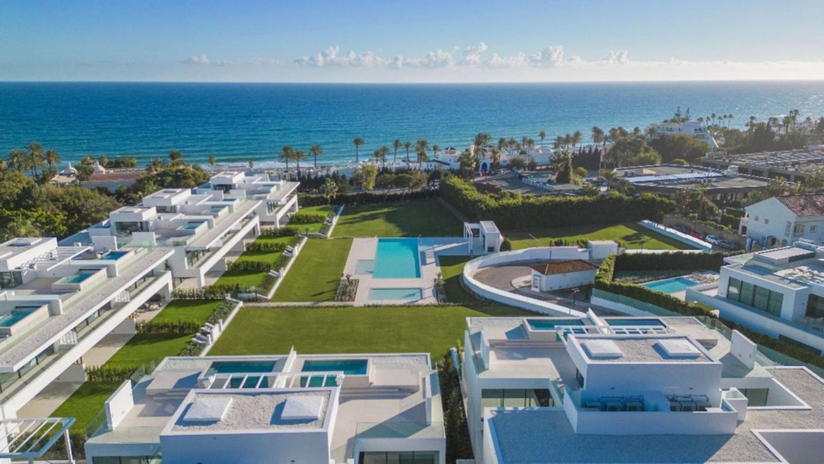 3 Bedroom Villa in Marbella - Photo 30