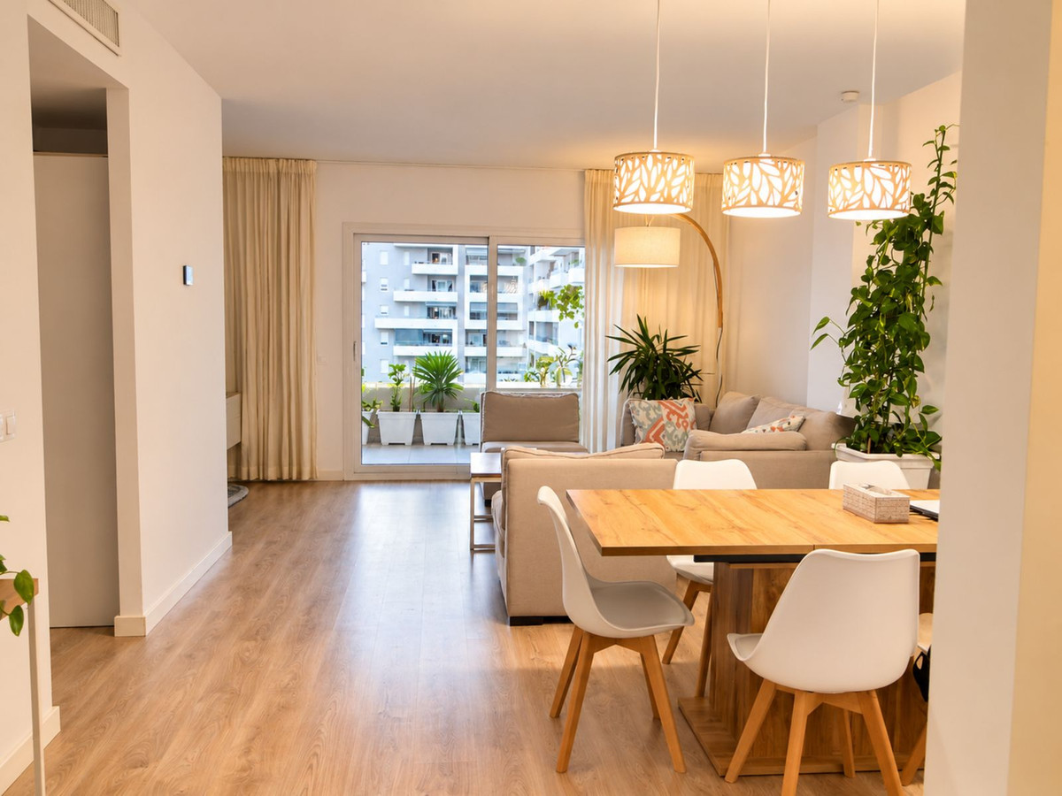 3 Bedroom Apartment in Marbella - Photo 5
