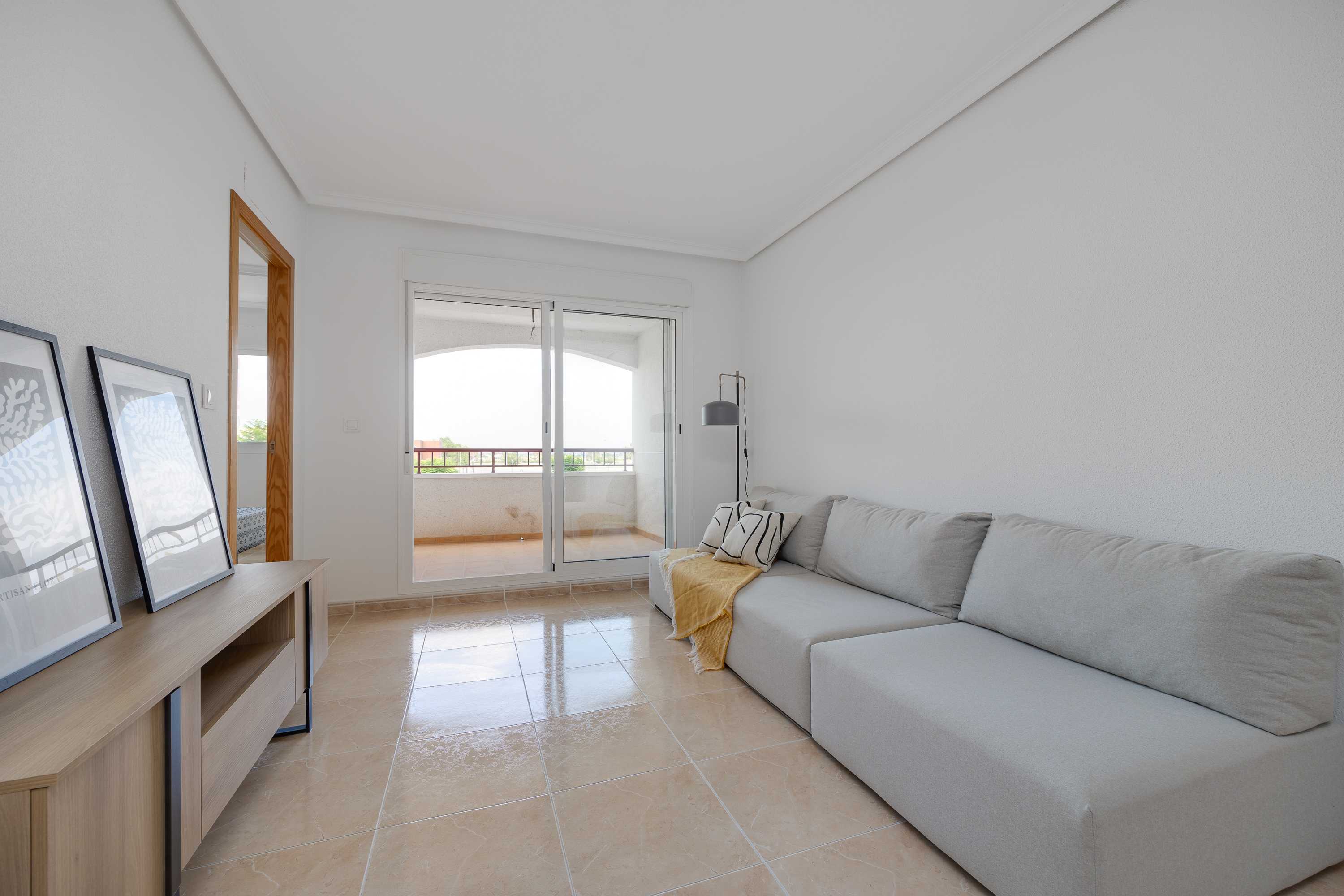 Apartamento com 2 quartos com piscina em Alicante, Espanha – Foto 12
