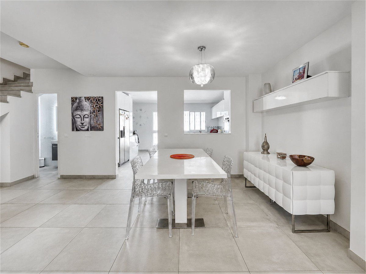 3 Bedroom Townhouse in Casares - Photo 7