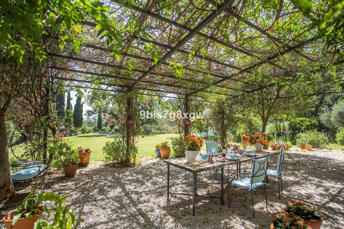 9 Bedroom Country house in Gaucín - Photo 10