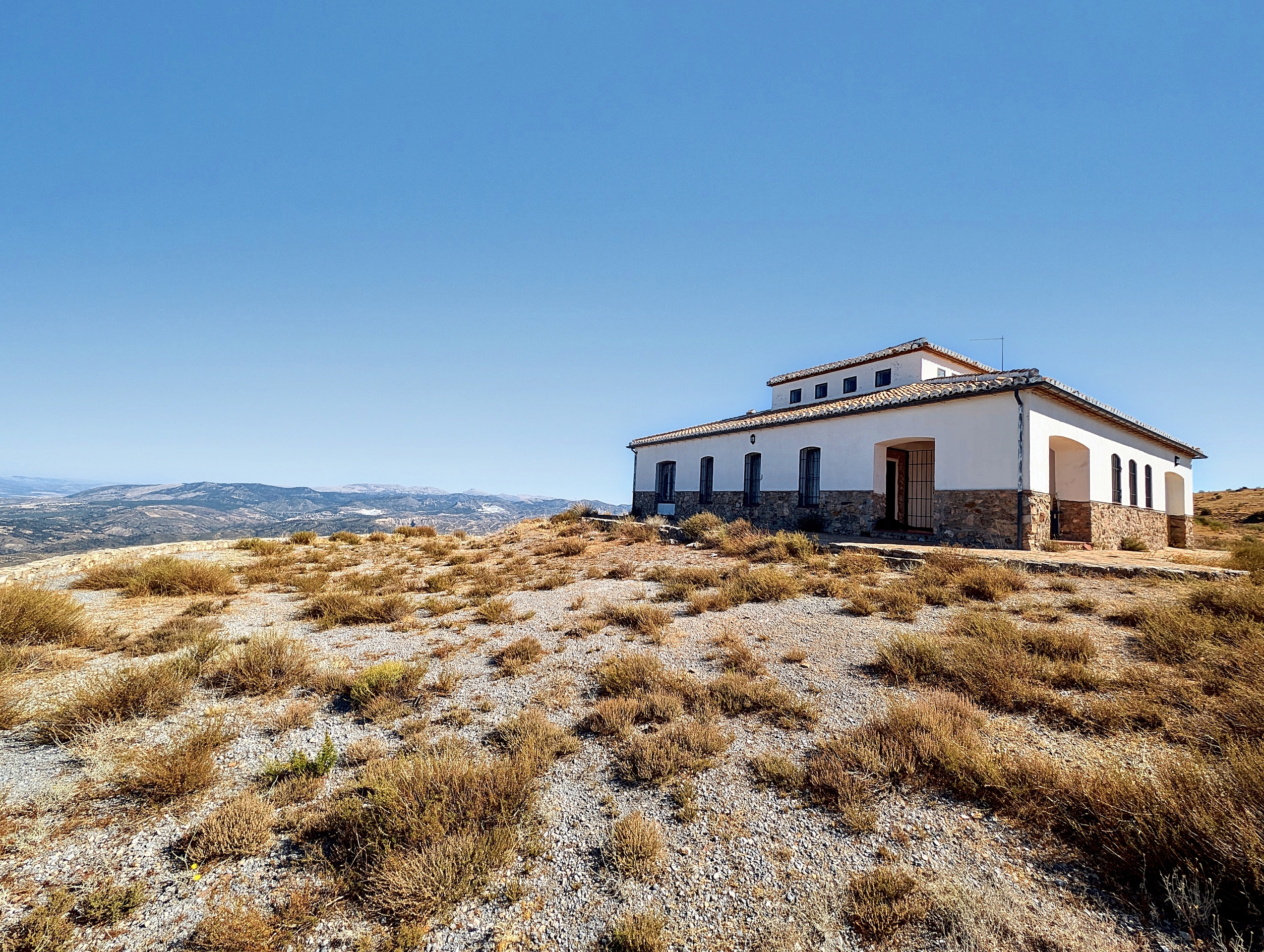 Chalet de 4 dormitorios en Granada – Foto 1