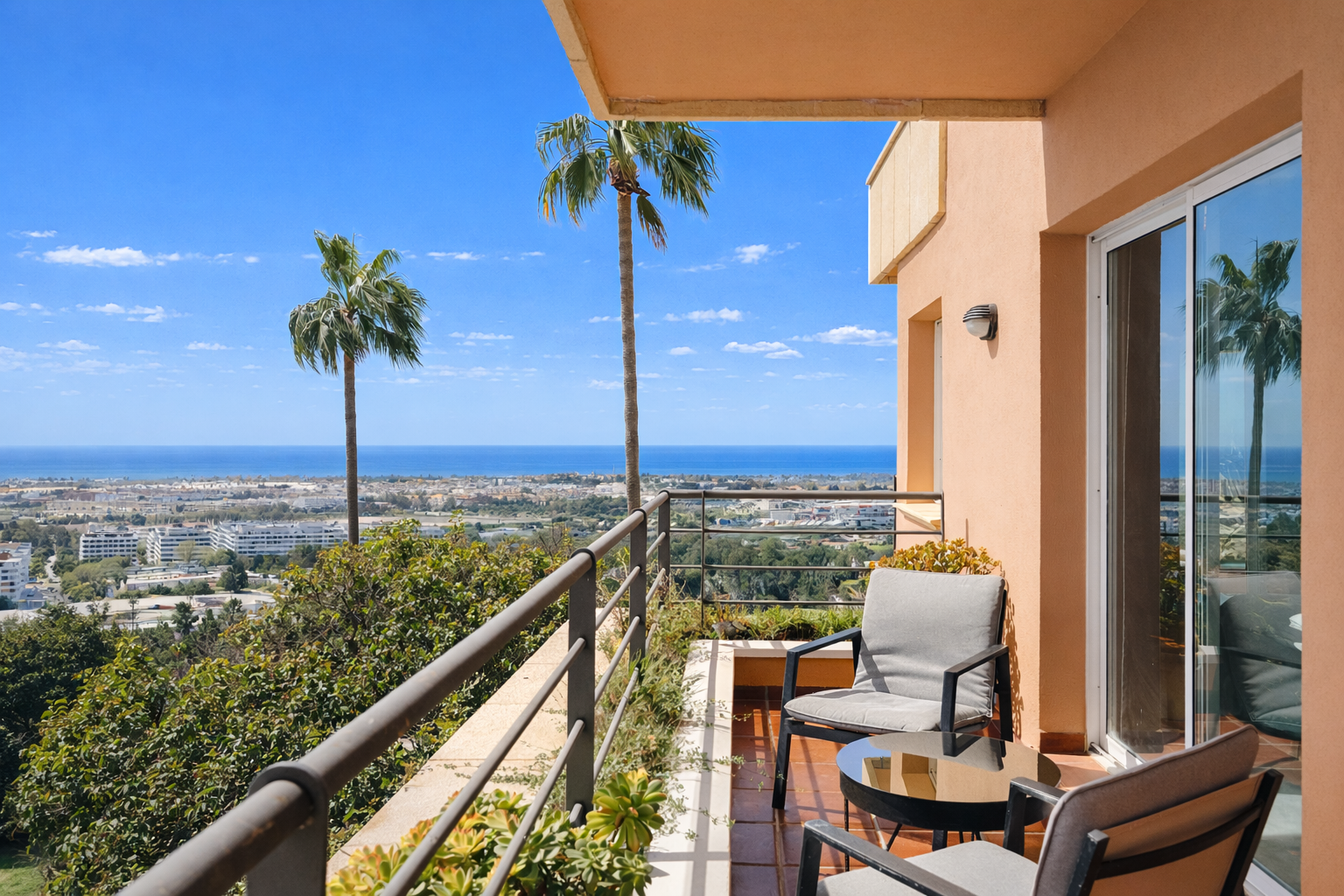 3 Bedroom Apartment in Marbella - Foto 2
