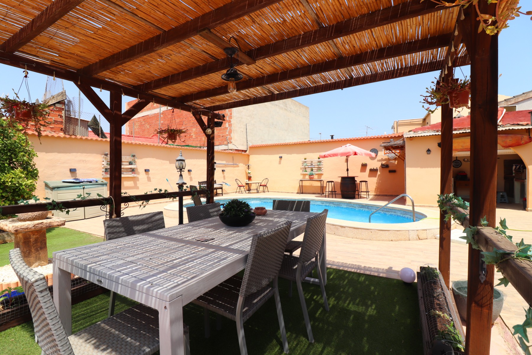 Moradia com 4 quartos com piscina em Alicante, Espanha – Foto 23