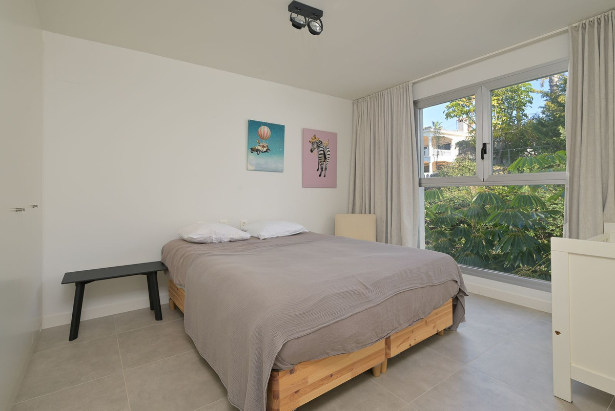 3 Bedroom Penthouse in Benalmádena - Photo 15