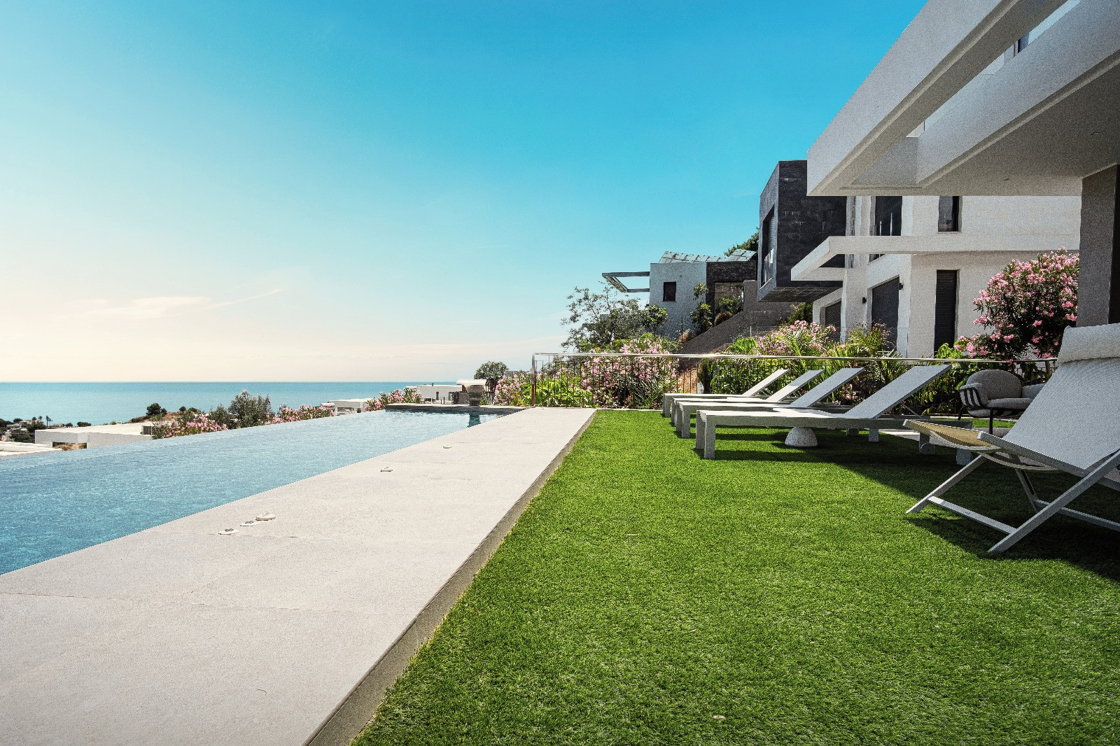 6 Bedroom Villa in Mijas - Photo 4