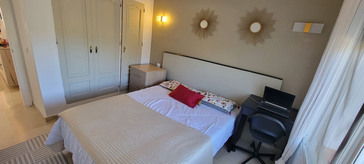 2 Bedroom Apartment in Marbella - Photo 15