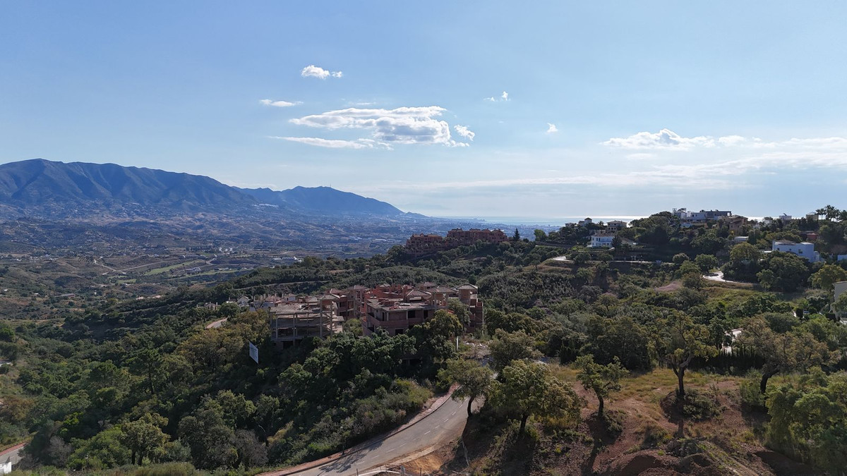 1,899 m² Plot in Marbella - Photo 5