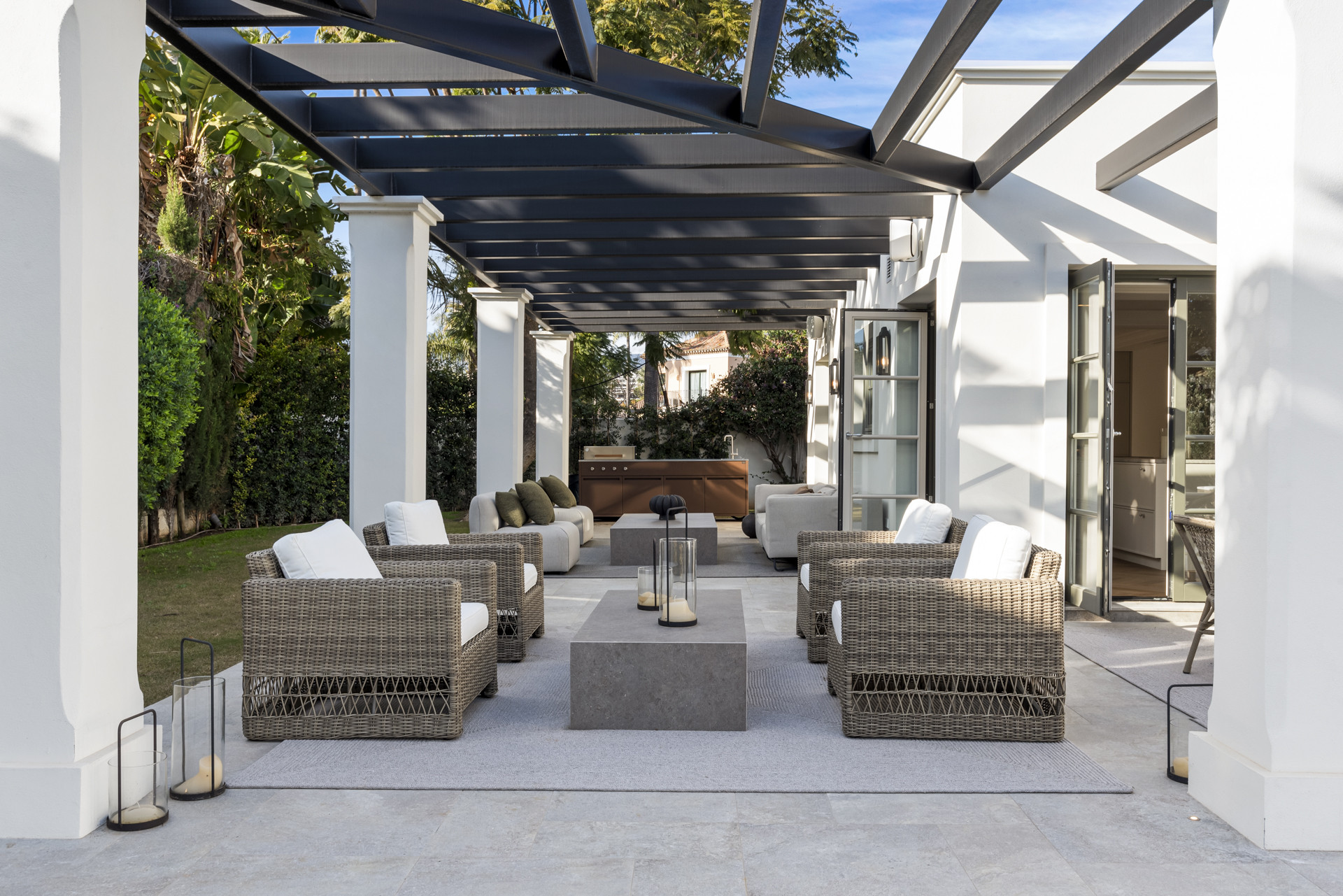 5 Bedroom Villa in Marbella - Photo 11