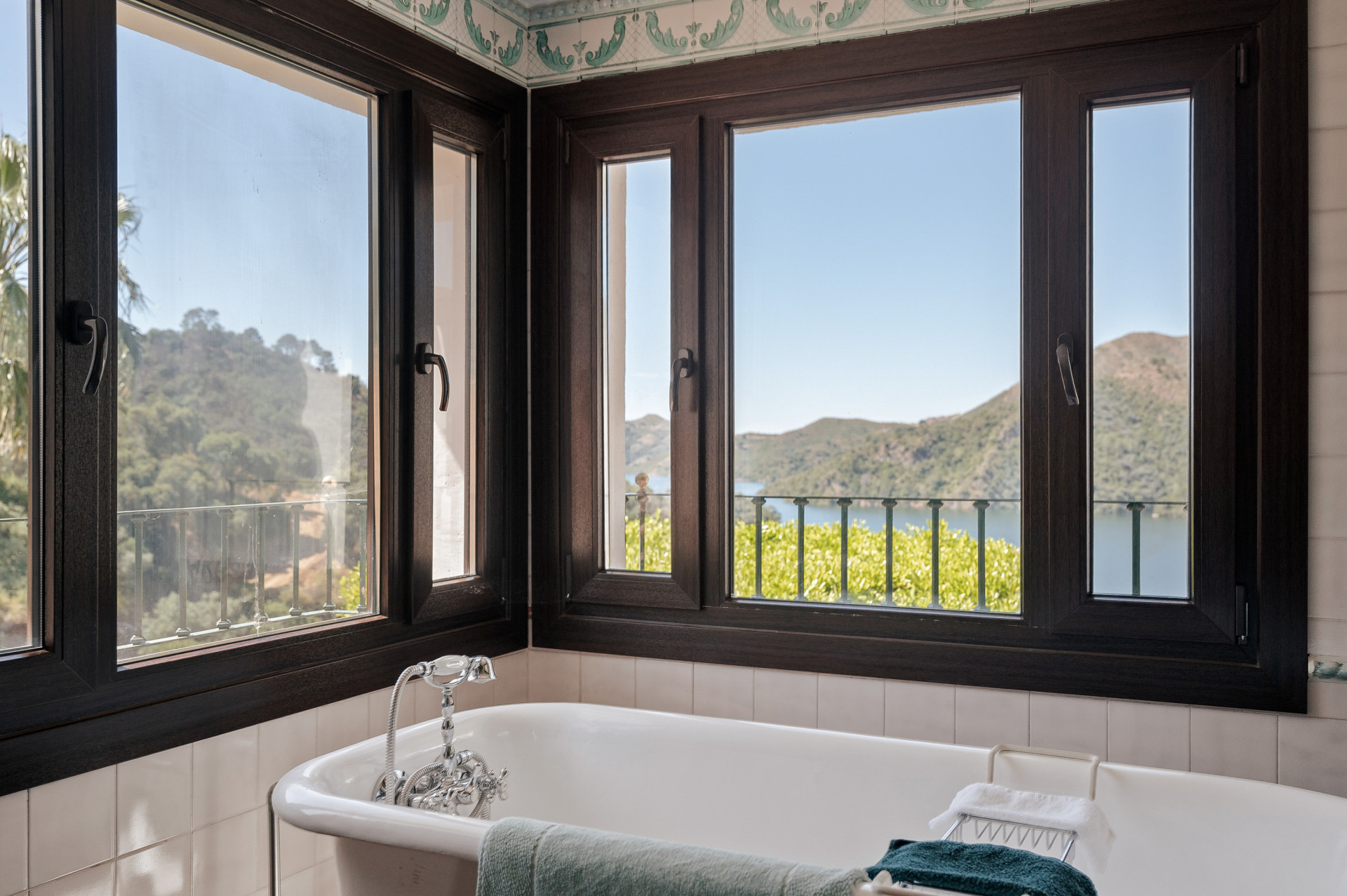 6 Bedroom Villa in Istán - Photo 24