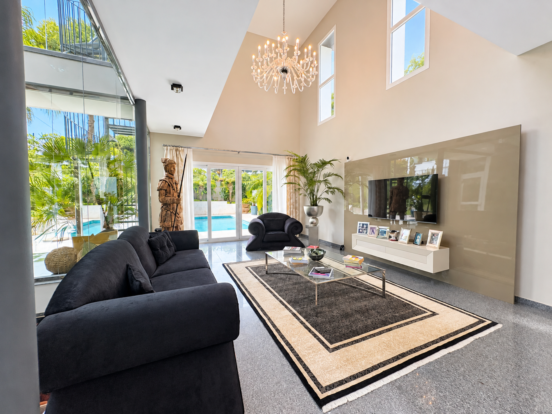 5 Bedroom Villa in Mijas - Photo 8