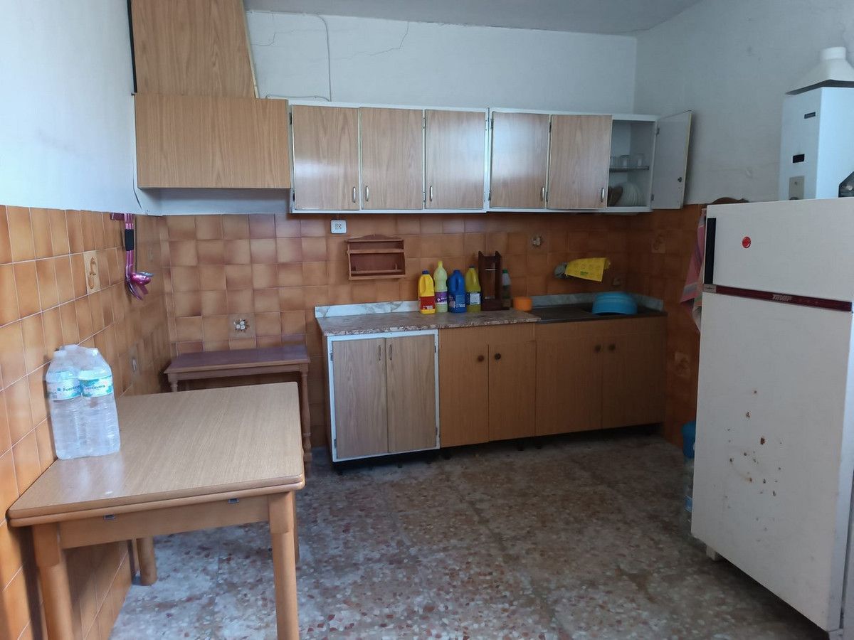 Chalet de 10 dormitorios en Murcia – Foto 16