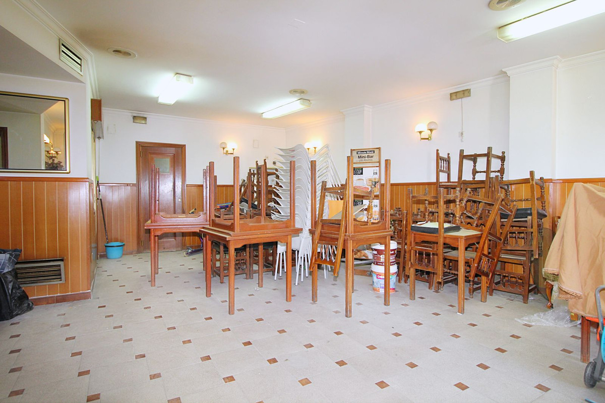 4 Bedroom Townhouse in Coín - Foto 14
