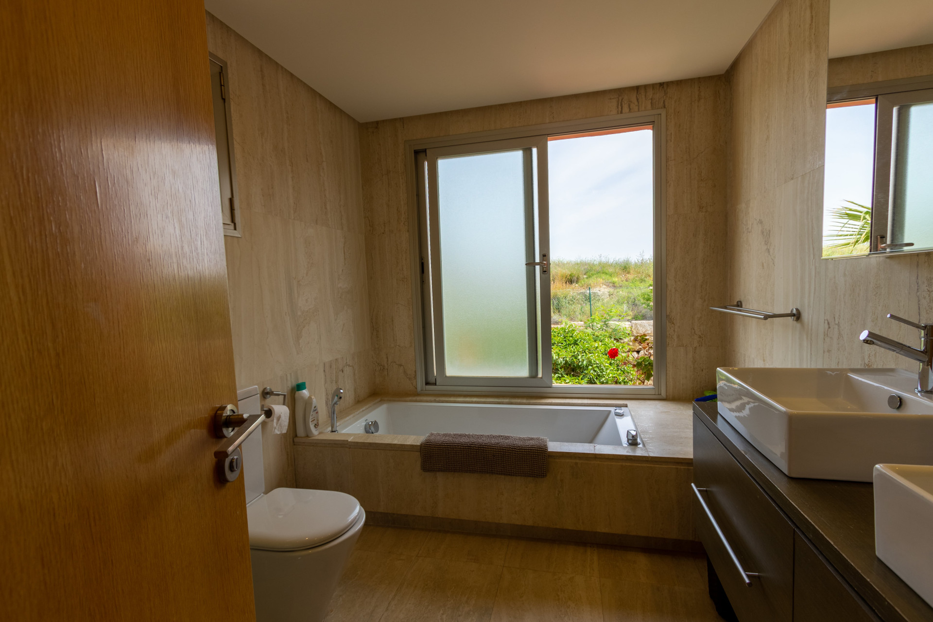 4 Bedroom Villa in Manilva - Photo 10